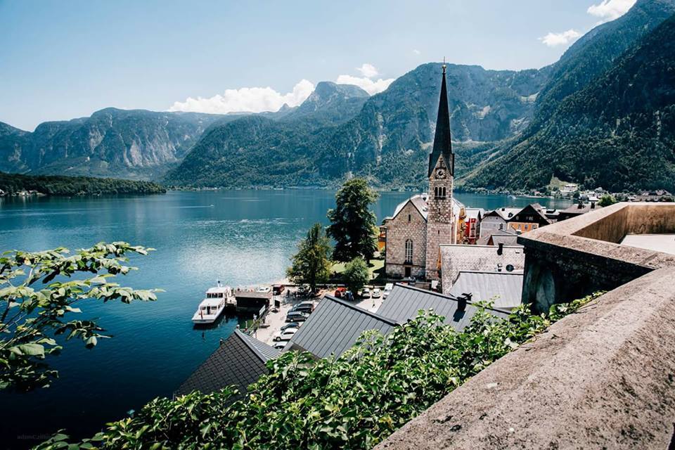 Town Square Hallstatt Austria History economy administrative data tourism contacts 