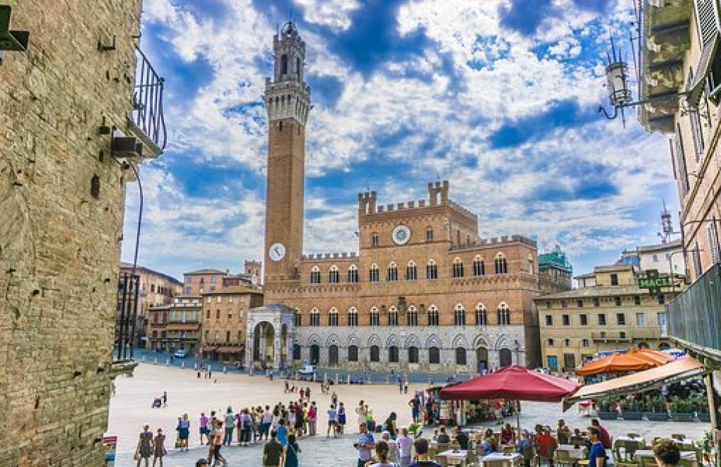 Siena - where the wine is coded in the coat of arms