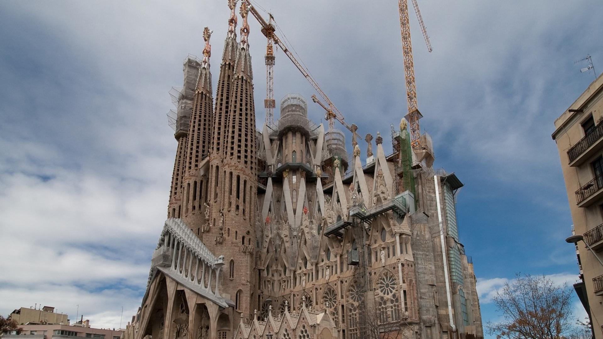 The Works In Sagrada Familia Legalized After 130 Years