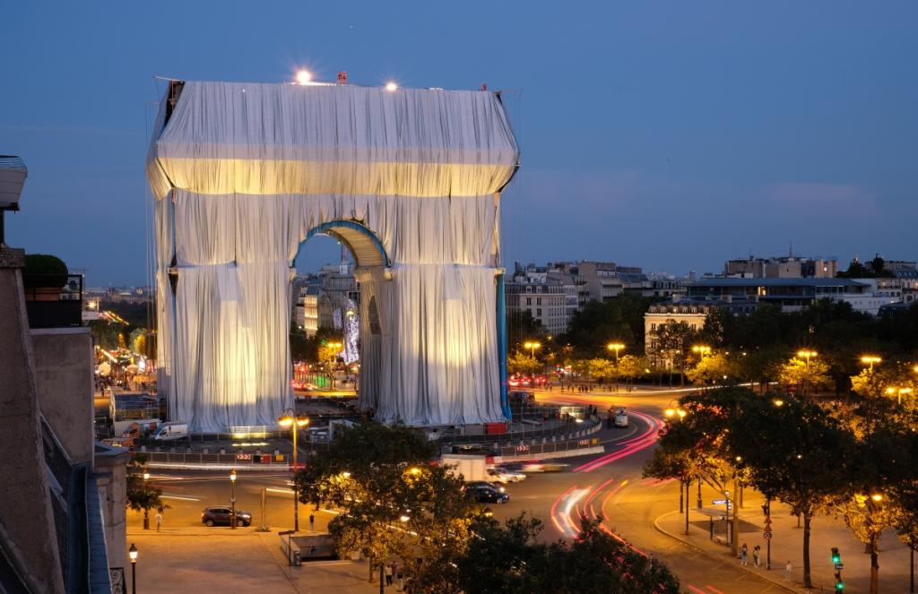 L Arc De Triomphe Wrapped Discover The Installation As It Happens Themayor Eu