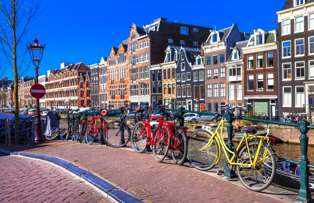 Amsterdam Contemplates Lower Speed Limits On Most Roads Themayoreu